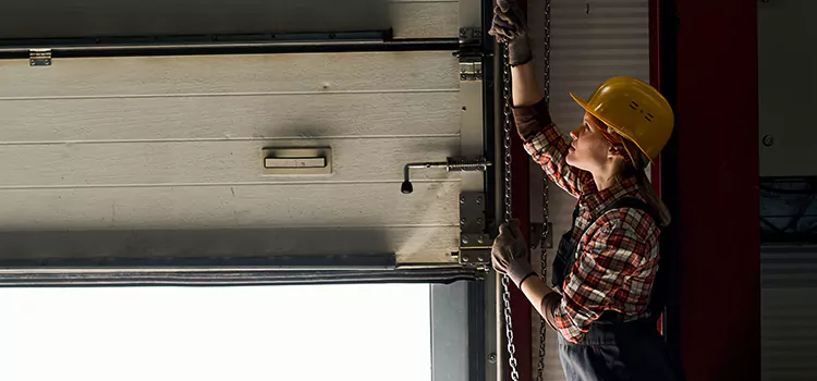 Addressing Common Garage Door Stoppage Issues in Hilton Head Island, SC